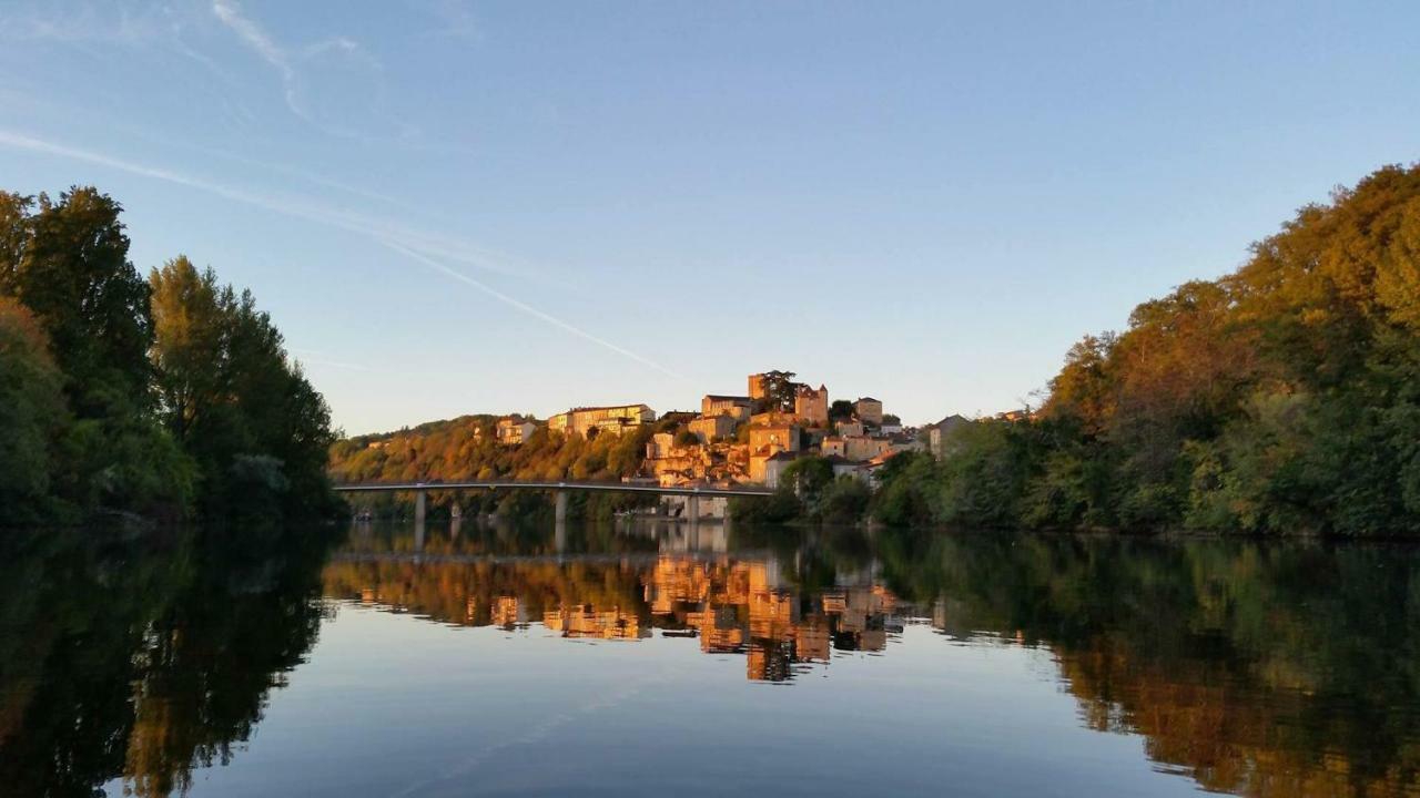 Liberlulle At La Brise Puy-l'Eveque Exterior foto